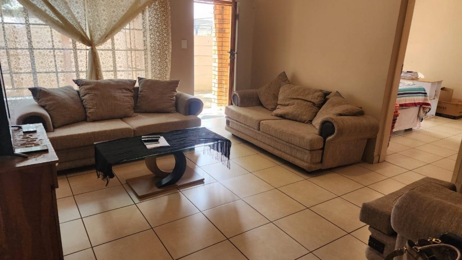 2 Bedroom Property for Sale in Rustenburg North West